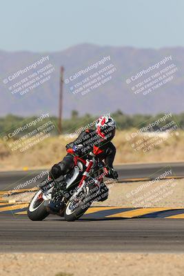 media/Nov-06-2023-Moto Forza (Mon) [[ce023d0744]]/4-Beginner Group/Session 3 (Turn 16)/